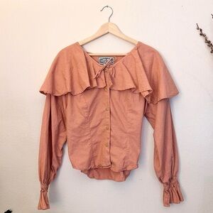 🛑 Sold 🛑 Vintage 90’s linen peasant blouse